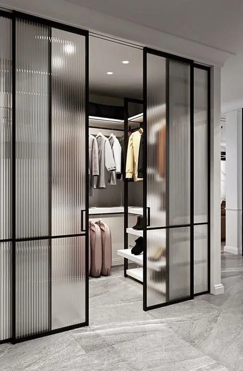 Reeded glass doors on a dressing room