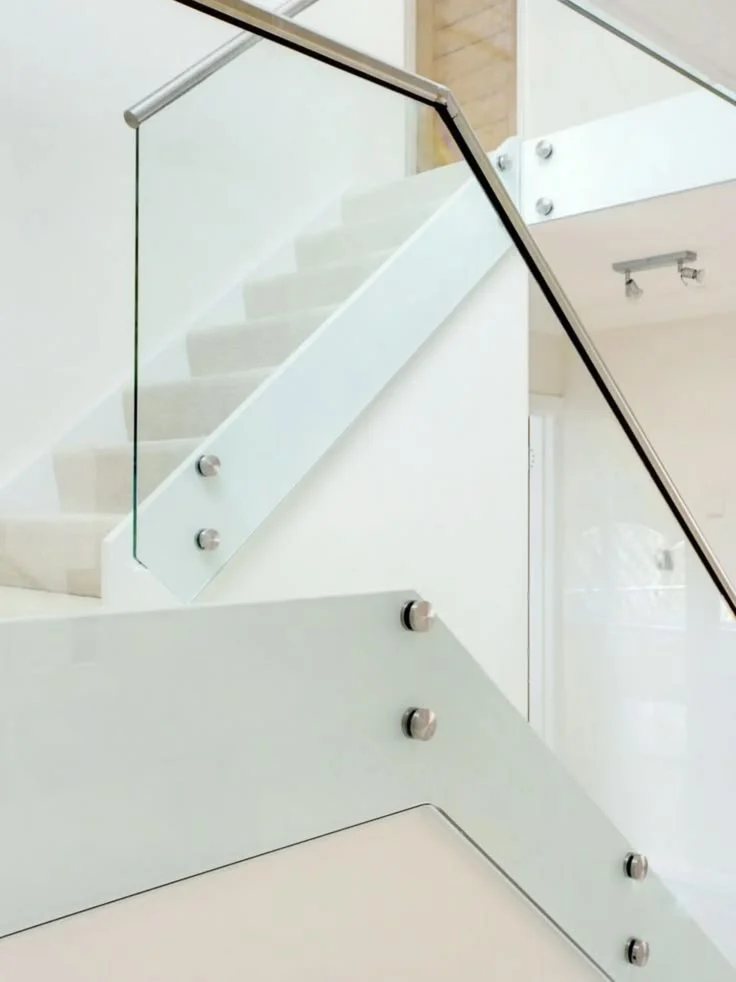 Point fixings along a stair